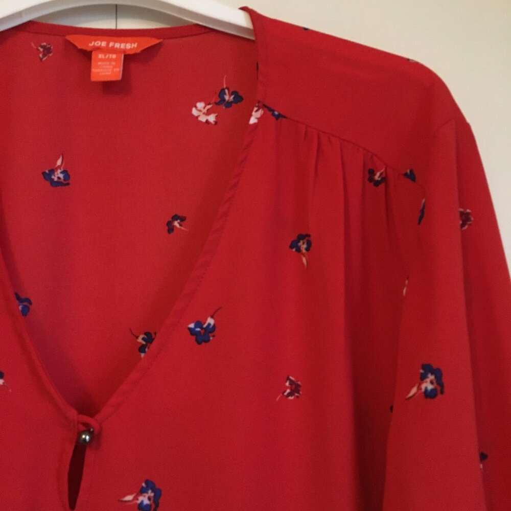 Joe Fresh Poppy Red Sheer Floral Blouse Peasant Sleeve V-Neck XL - Picture 4 of 16